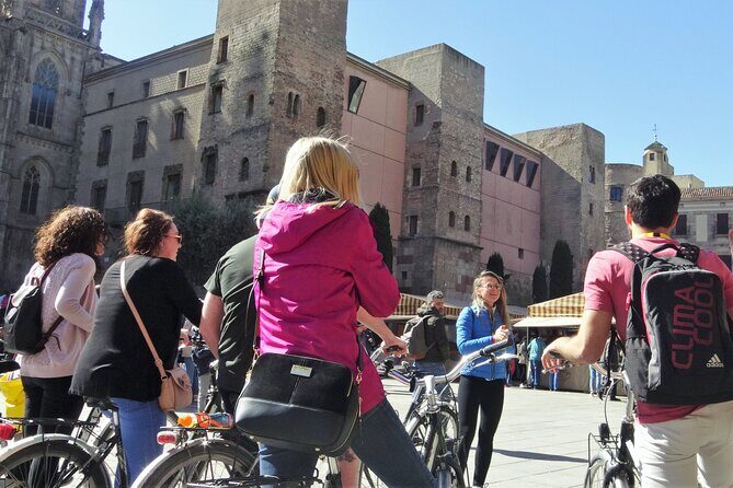 Private Barcelona Bike Highlights & Sagrada Familia - FAQs