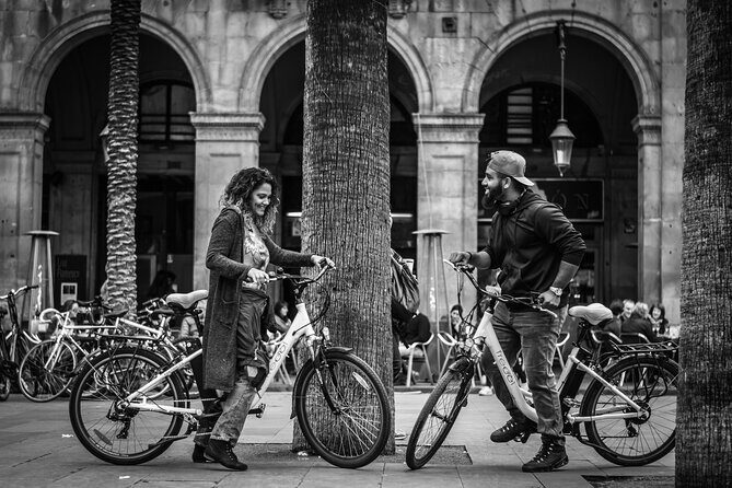 Private Barcelona E-Bike Photography Tour - Key Points