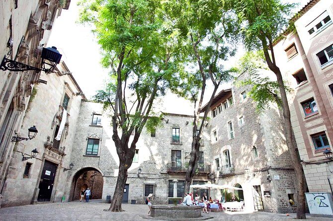 Private Barcelona Old Town and Gothic Quarter Walking Tour - Exploring Barcelona’s Historic Heart: An In-Depth Review