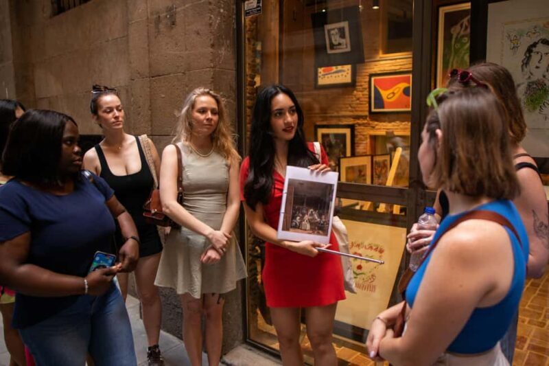 PRIVATE Barcelona Walking Tour: Old Town & 10+ Hidden Gems - The Practicalities: What to Expect