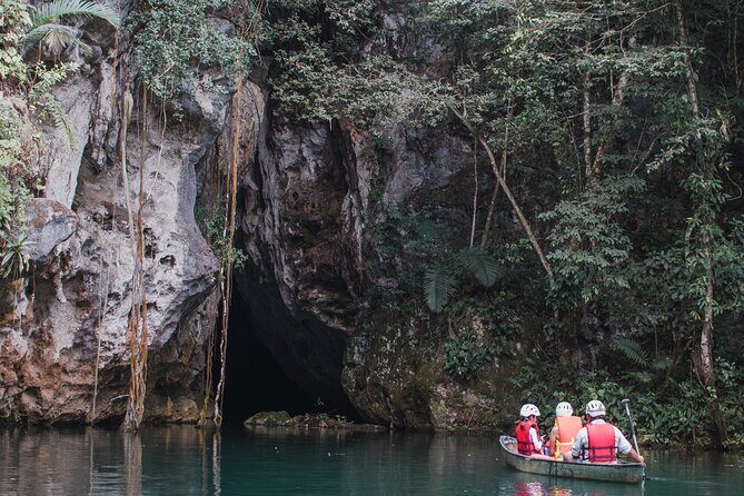 Private Barton Creek & Butterfly Ranch Tour - An Authentic Belize Adventure: Private Barton Creek & Butterfly Ranch Tour