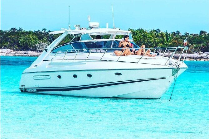 Private Beach Day / 50ft Sun Seeker or 33ft Boat / 1-10 Guests - A Deep Dive into the Private Bahamas Boat Tour