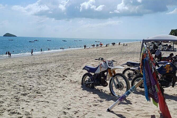 Private Beach Day in Santa Clara Pacific Ocean - Authenticity and Personal Touch