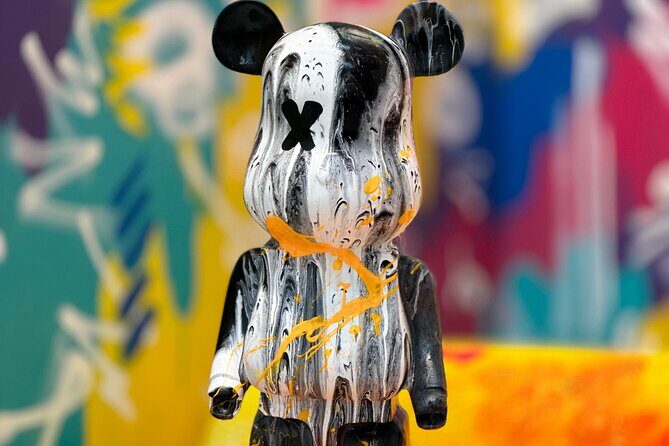 Private Bear Painting Class in Chicago - Discover Your Creative Side with a Private Bear Painting Class in Chicago