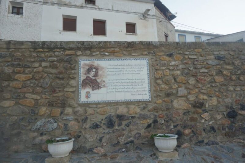 Private Bécquer's route, Trasmoz, Veruela's Monastery +food - Key Points