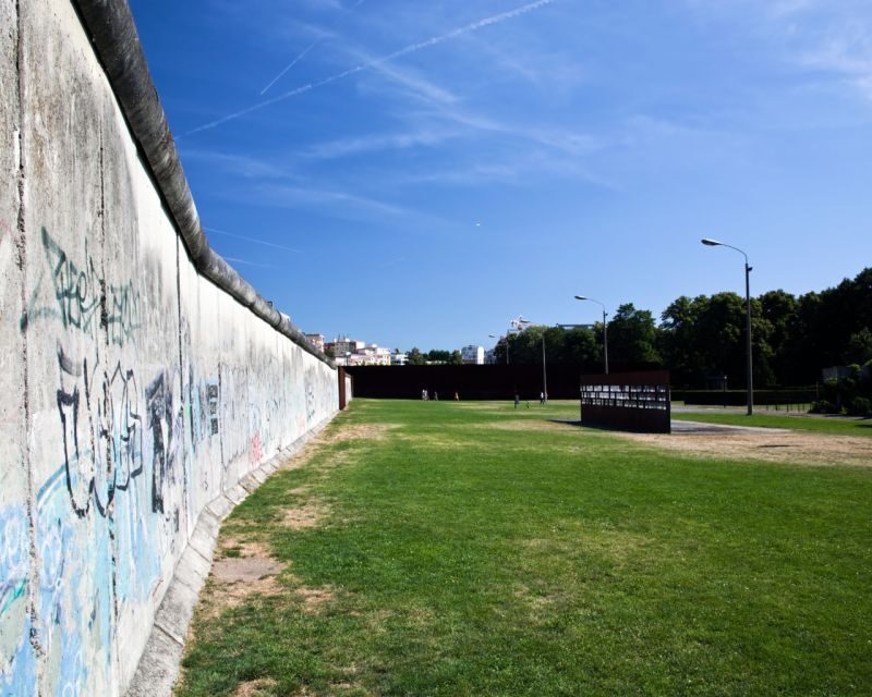 Private Behind the Berlin Wall and Cold War Berlin Tour - FAQ