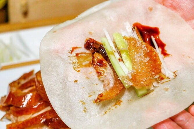 Private Beijing Evening Tour: Roast Duck & Kungfu Show - Detailed Breakdown of the Itinerary