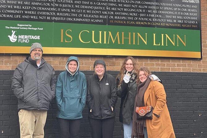 Private Belfast Mural & Giant's Causeway Tour from Belfast (2 in 1) - Who Will Love This Tour?