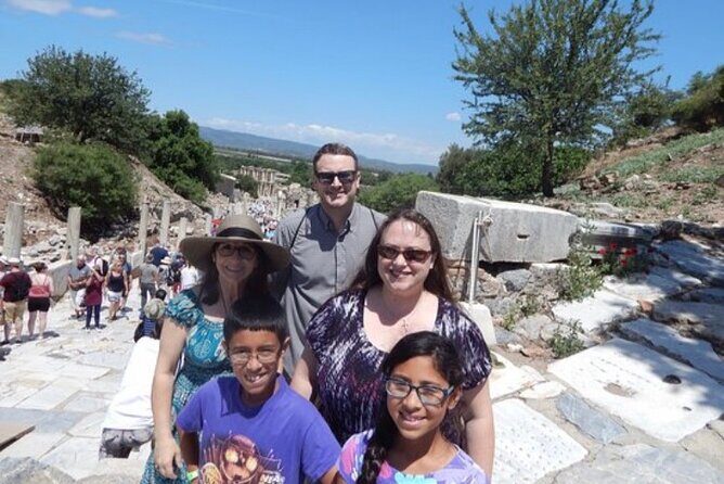 Private Best of Ephesus and Shopping Tour / ONLY FOR CRUISE GUESTS - Exploring the Highlights: Ephesus and Beyond