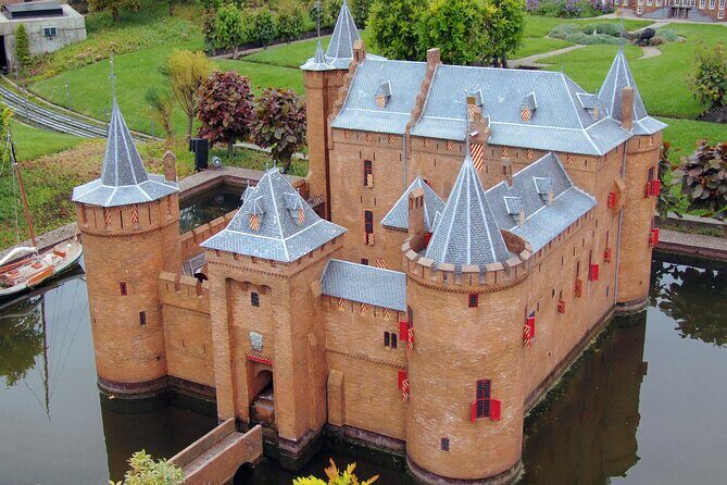 Private bike tour: Hidden gems around Amsterdam and surroundings - An In-Depth Look at the Private Bike Tour