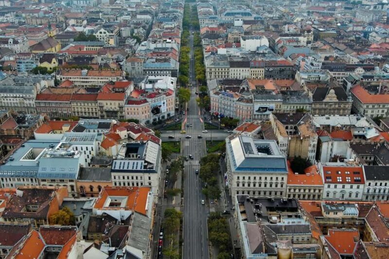 Private Bike Tour of Budapest Old Town, Top Sights & Nature - FAQs