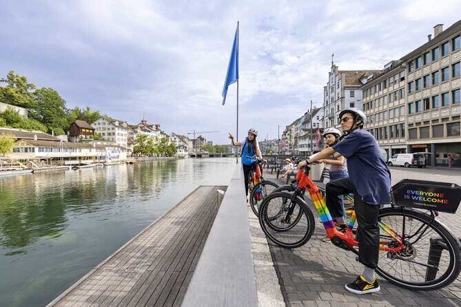 Private Bike Tour with Pickup From Zurich - Exploring Zurich on Two Wheels: A Private Bike Tour with Pickup