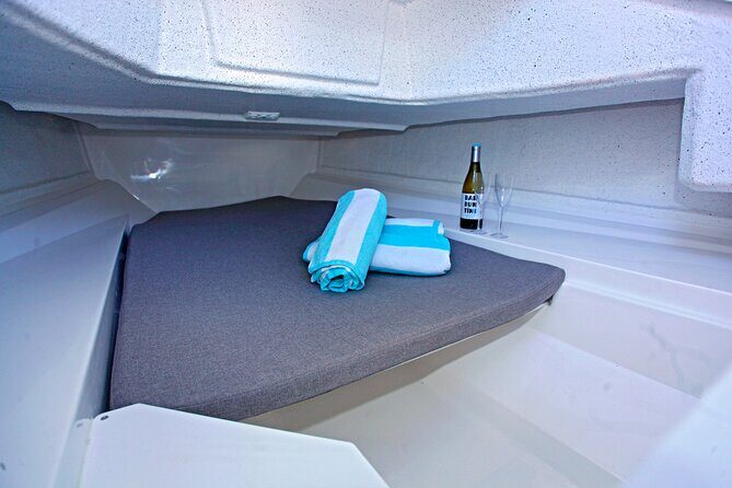 Private Boat Rental Abaris 23 from Alcudia - FAQ