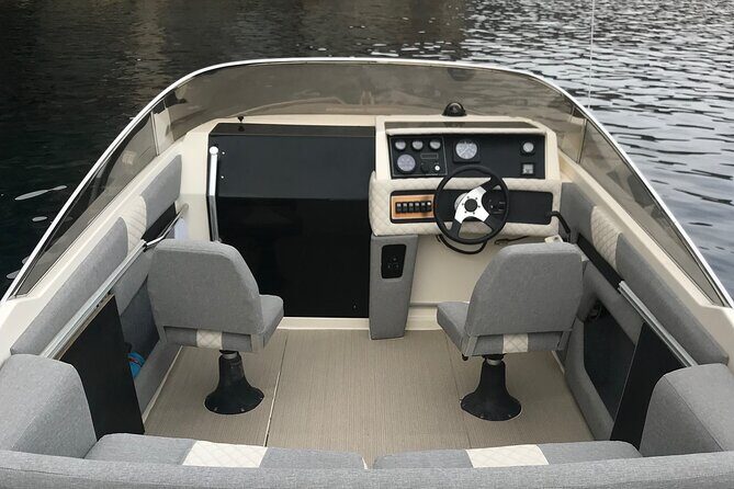 Private Boat Rental for 5 People 8 Hours in Ibiza - FAQ