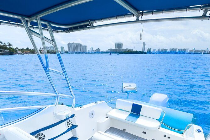 Private Boat Rental in Miami for 10 People - An In-Depth Look at Your Miami Private Boat Rental