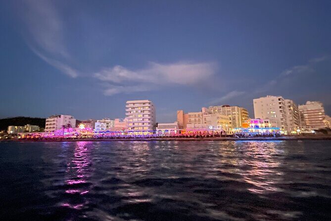 Private boat rental with snorkel in San Antonio, Ibiza - FAQ
