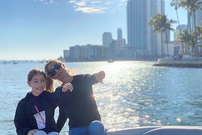 Private Boat Ride in Miami with Experienced Captain and Champagne - Key Points