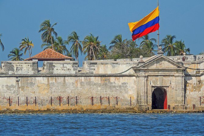 Private Boat to Rosario Islands & Barú - An In-Depth Look at the Private Boat Tour