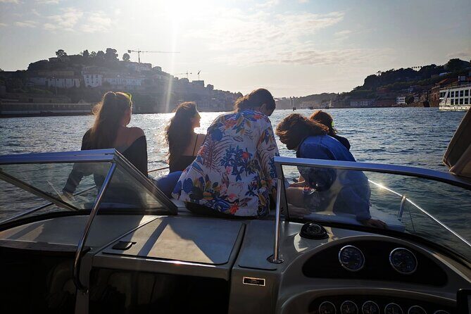 Private Boat Tour 1h30m with Sunset option, group price up to 6px - FAQ