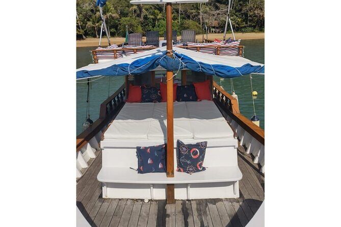 Private Boat Tour - What’s Included and What’s Not