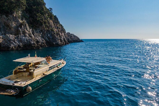 Private boat tour along the Amalfi Coast or Capri from Salerno - FAQ
