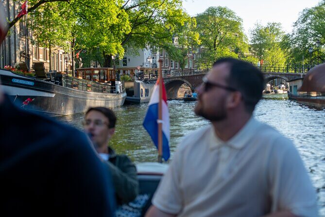 Private Boat Tour Amsterdam - 90 Min incl. welcome drink on historic saloon boat - Detailed Itinerary Breakdown
