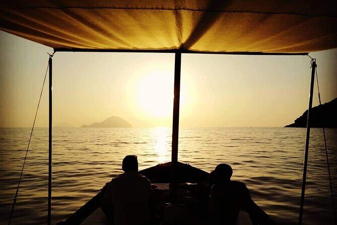 Private Boat Tour at Sunset to the Faraglioni of Lipari - The Experience: A Deep Dive Into the Sunset Tour