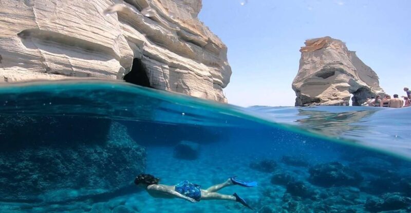 Private Boat Tour at your Top 4 beaches in Milos - An In-Depth Look at This Private Milos Boat Tour