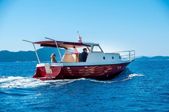 Private boat tour- explore the islands, find hidden caves and try snorkelling - Overview of the Boat Tour Experience