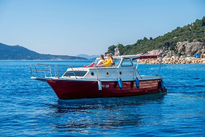 Private boat tour- explore the islands, find hidden caves and try snorkelling - What’s Included and What to Consider