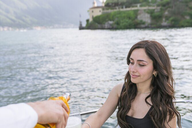 Private boat tour from Bellagio, iconic villas and hidden gems - Key Points