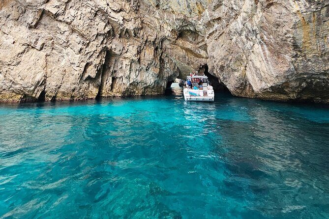 Private Boat Tour from Positano: Amalfi Coast or Capri - The Experience Itself: What Travelers Say