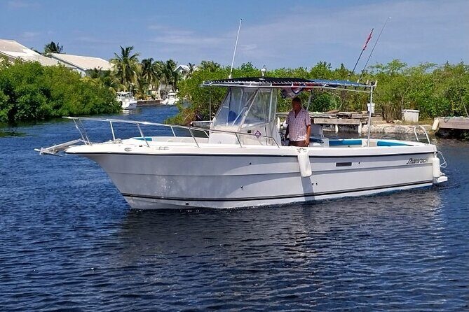 Private Boat Tour in Cayman Islands - Exploring the Private Boat Tour in Grand Cayman: A Deep Dive