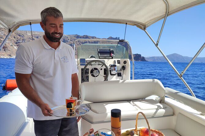 Private boat Tour in Santorini - Exploring Santorini from the Water: A Deep Dive