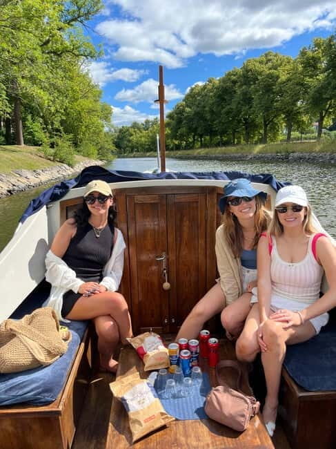 Private Boat Tour in Stockholm - Key Points