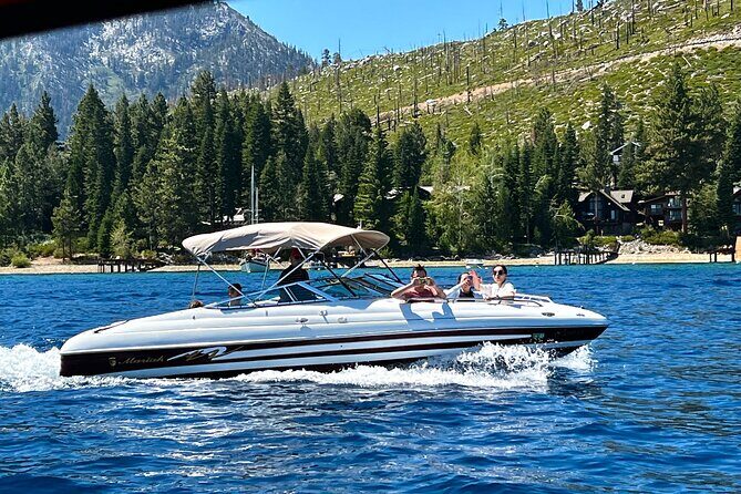 Private Boat tour in the White Lightning up to 8 guests - Discover Lake Tahoe in Style and Comfort