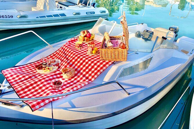 Private Boat Tour Nice, Villefranche, St Jean Cap Ferrat - Private Boat Tour Nice, Villefranche, St Jean Cap Ferrat