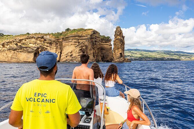 Private boat tour of the islets in Vila Franca do Campo - FAQ
