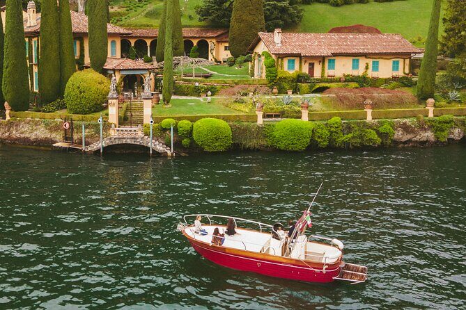 Private Boat Tour on Italian Gozzo on Lake Como - Discover Lake Como from the Deck of a Classic Italian Gozzo