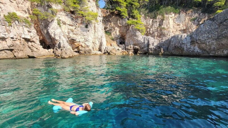 Private Boat Tour Tailor-Made 6h-All Inclusive - Who Would Love This Tour?