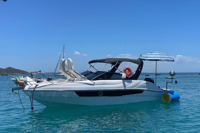 Private Boat Tour through the beautiful beaches and islands of Búzios - Key Points