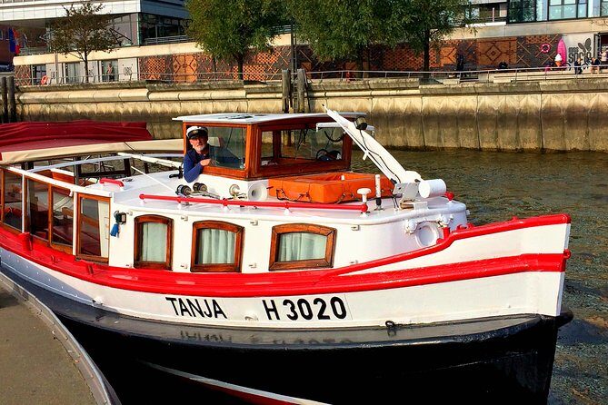PRIVATE BOAT TOUR through the port of Hamburg - The Sum Up: Is It Worth It?