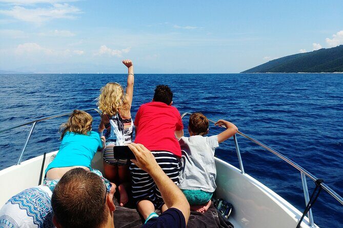 Private Boat Tour to Brac and Solta islands: Non-Touristy Itinerary - Who Will Love This Tour?