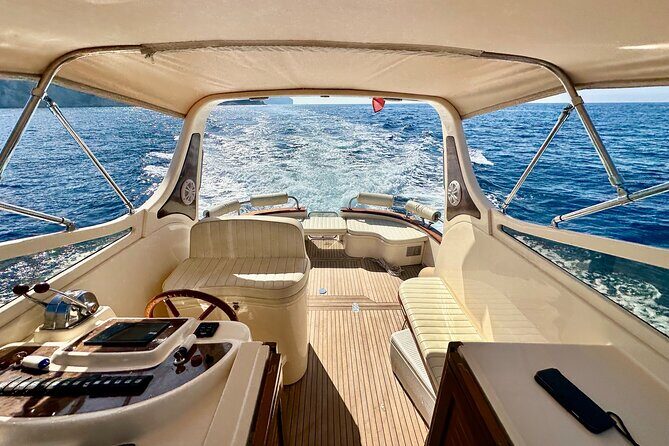 Private boat tour to Capri and Blue Grotto on Gozzo 32 ft - Final Thoughts: Is This Tour for You?