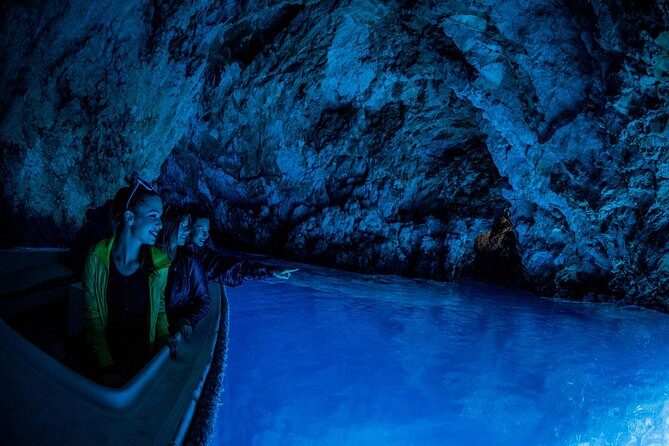 Private boat tour to the Blue Cave and Vis highlights - Why Choose This Tour?
