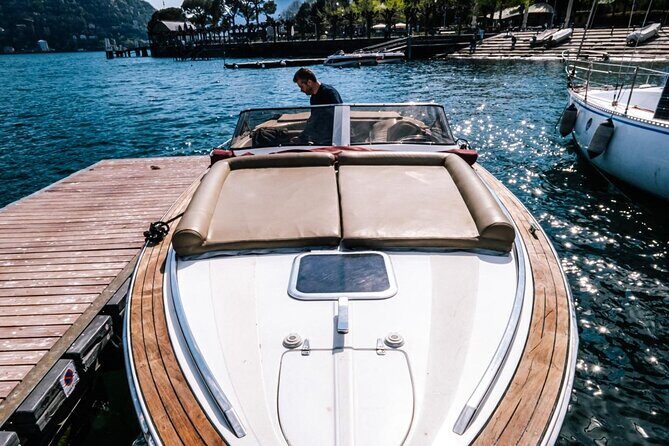 Private Boat Tour with Open Bar Lake Como 7 Pax - Authenticity and Expert Guidance