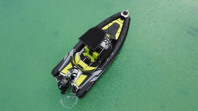 Private Boat tour with snorkeling, Hot Springs & Caldera - An In-Depth Look at the Private Santorini Boat Tour