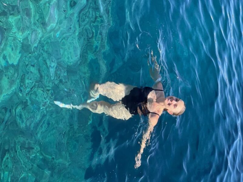 Private Boat tour with snorkeling & Sea Caves - A Deep Dive into the Santorini Private Boat Experience