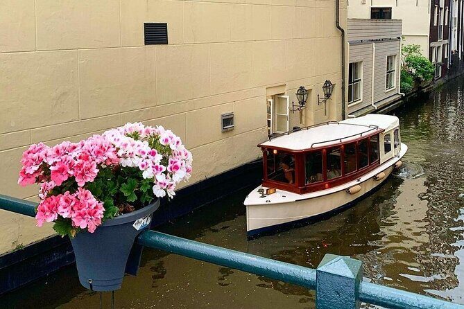 Private Boat Tours Amsterdam & welcome drink Amsterdam canals - Frequently Asked Questions