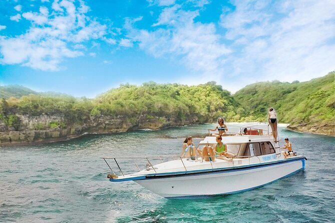 Private Boats & Yachts Charter in Bali and Nusa Penida - Experience the Beauty of Bali and Nusa Penida by Private Boat